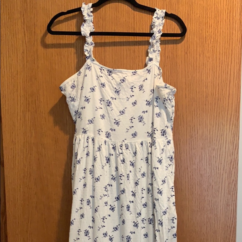 Universal Thread dress